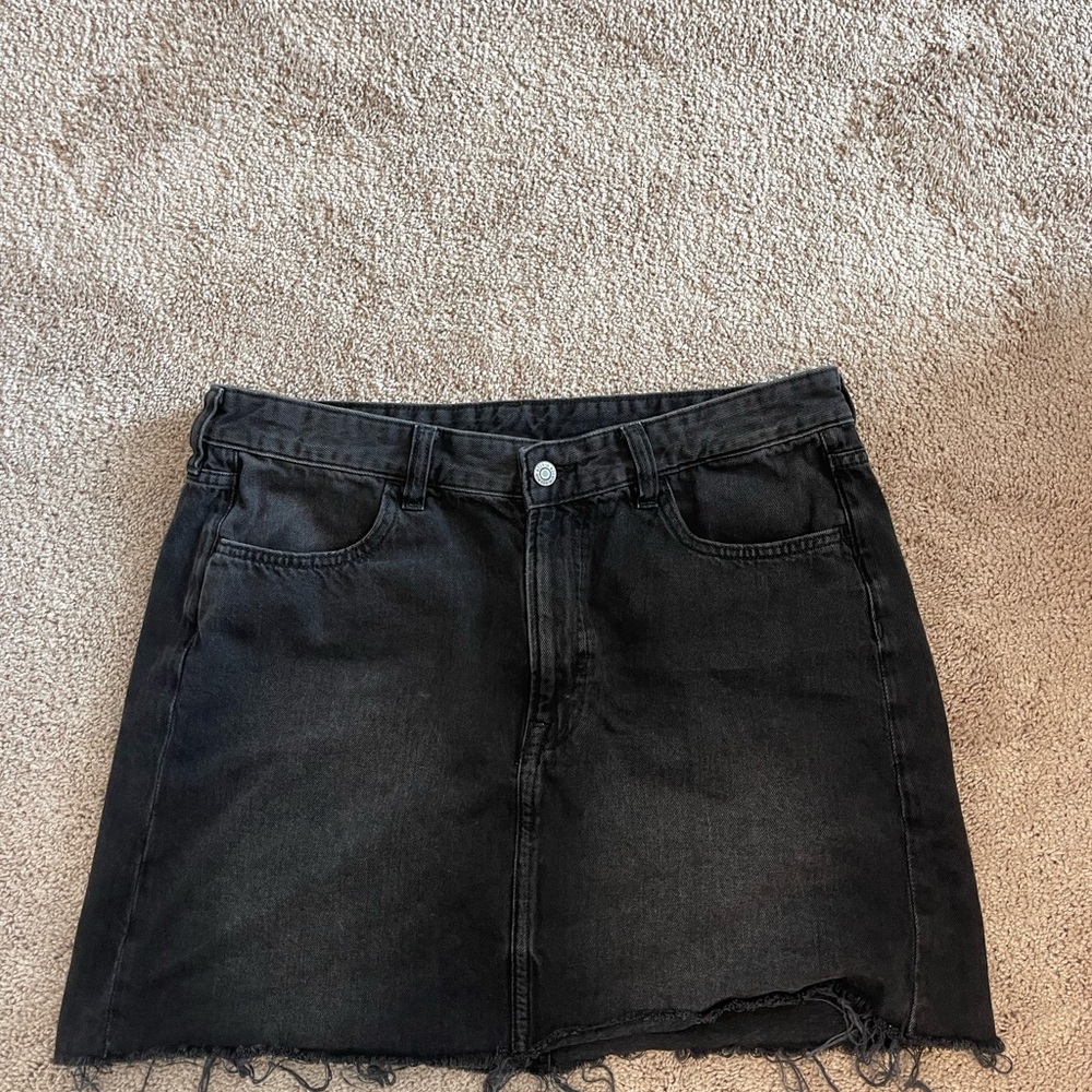 H&M Black Denim Skirt